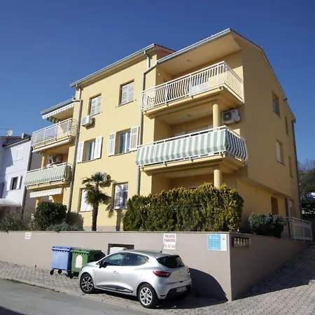 Apartment Ely Rabac