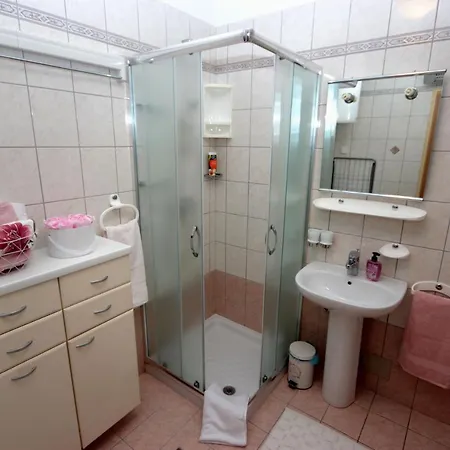Apartment Ely