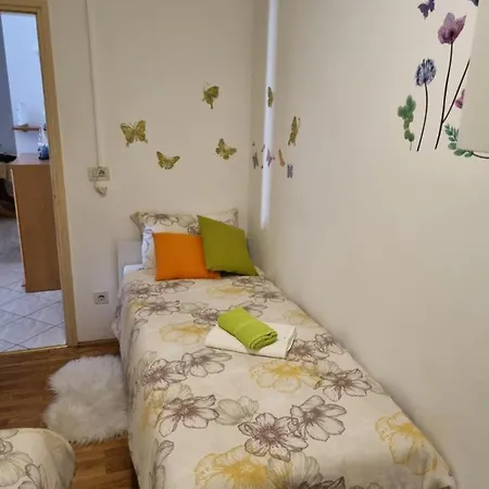 Ely Apartment